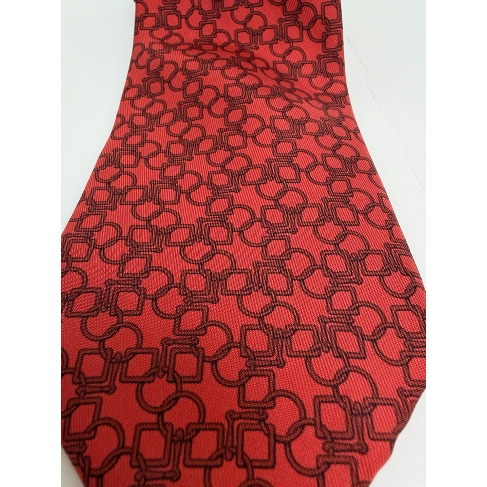 Hermes 100% Silk Tie Red Chain Link Style #7809 Made In France Length 57"